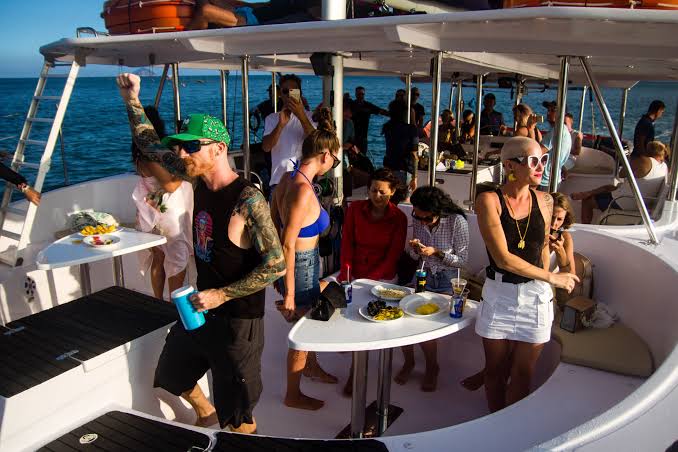 YACHT-CATAMARAN, item 5 of 5