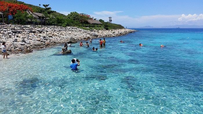 Hon Mun – Fishing Village – Hon Tam, item 3 of 5